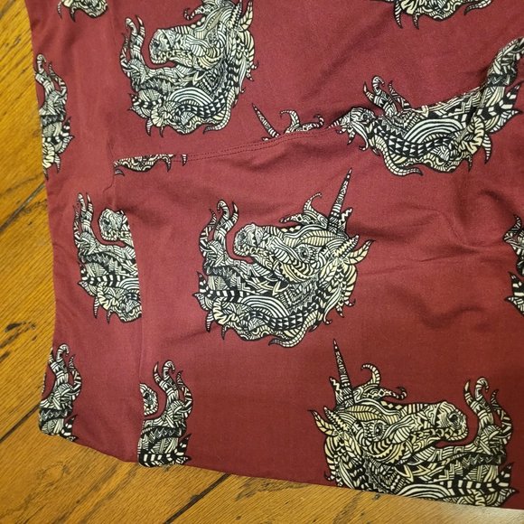 LuLaRoe Mosaic Unicorns Leggings (Tall & Curvy) - Picture 4 of 6